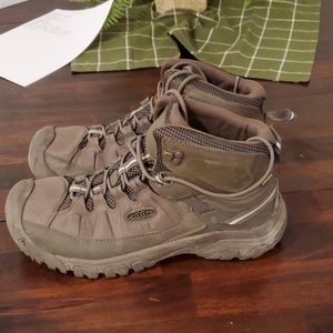 Keen Targhee EXP